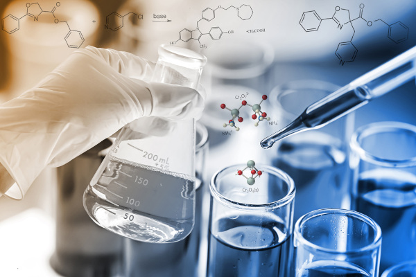 Químico manipulando compostos orgânicos, uma alusão à Química Orgânica. Químico manipulando compostos orgânicos, uma alusão à Química Orgânica.